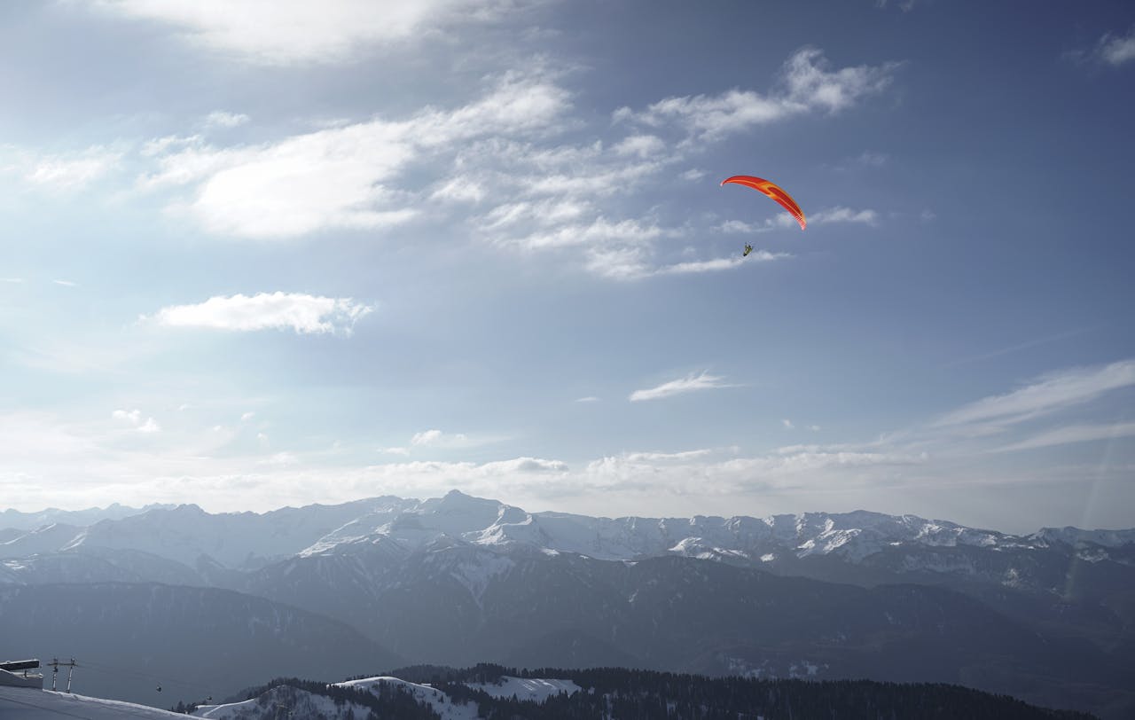 Снегопад в Красной Поляне: рост цен на такси и советы туристам