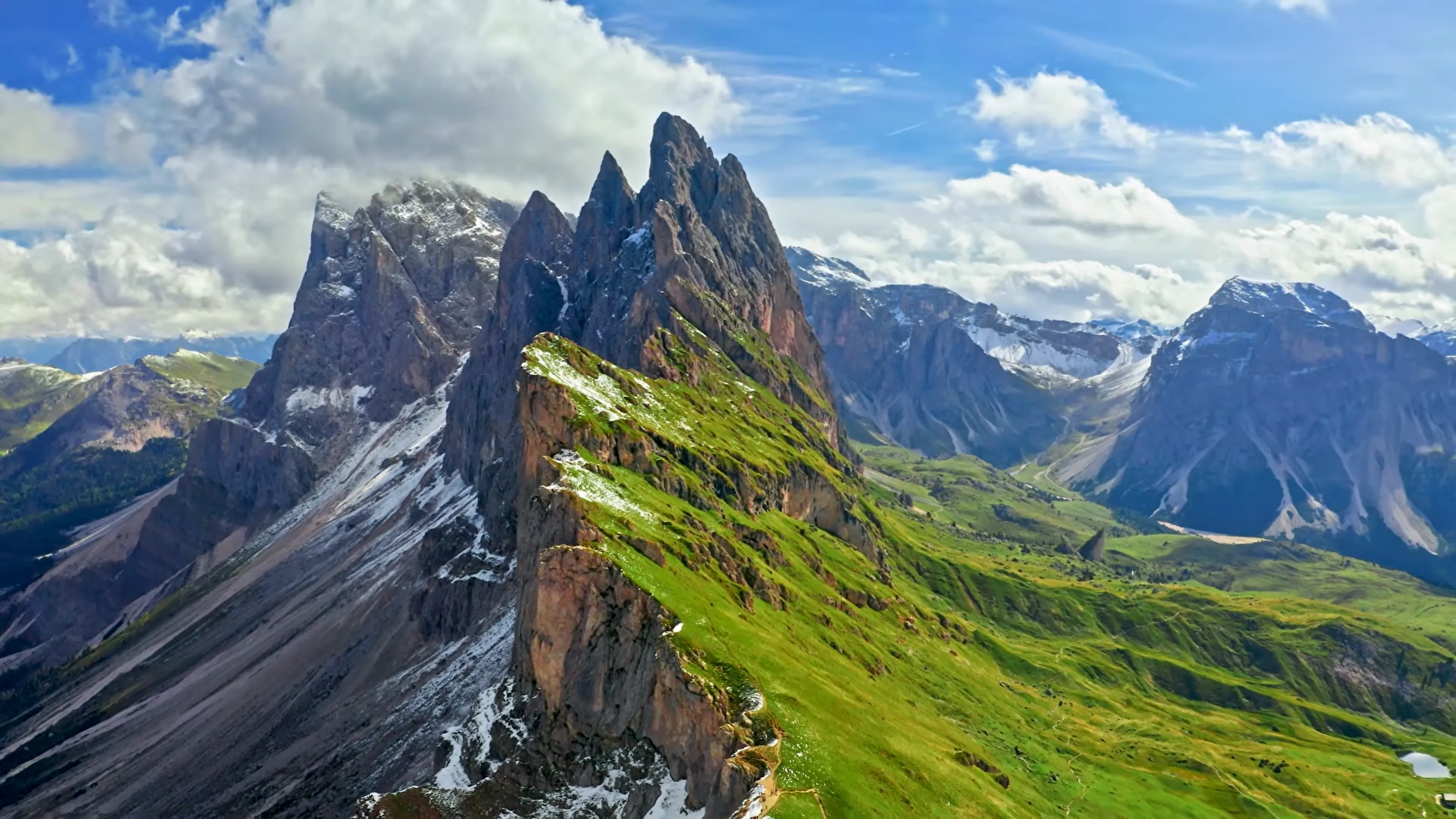 Магия высоты: 10 самых впечатляющих гор планеты, которые меняют сознание