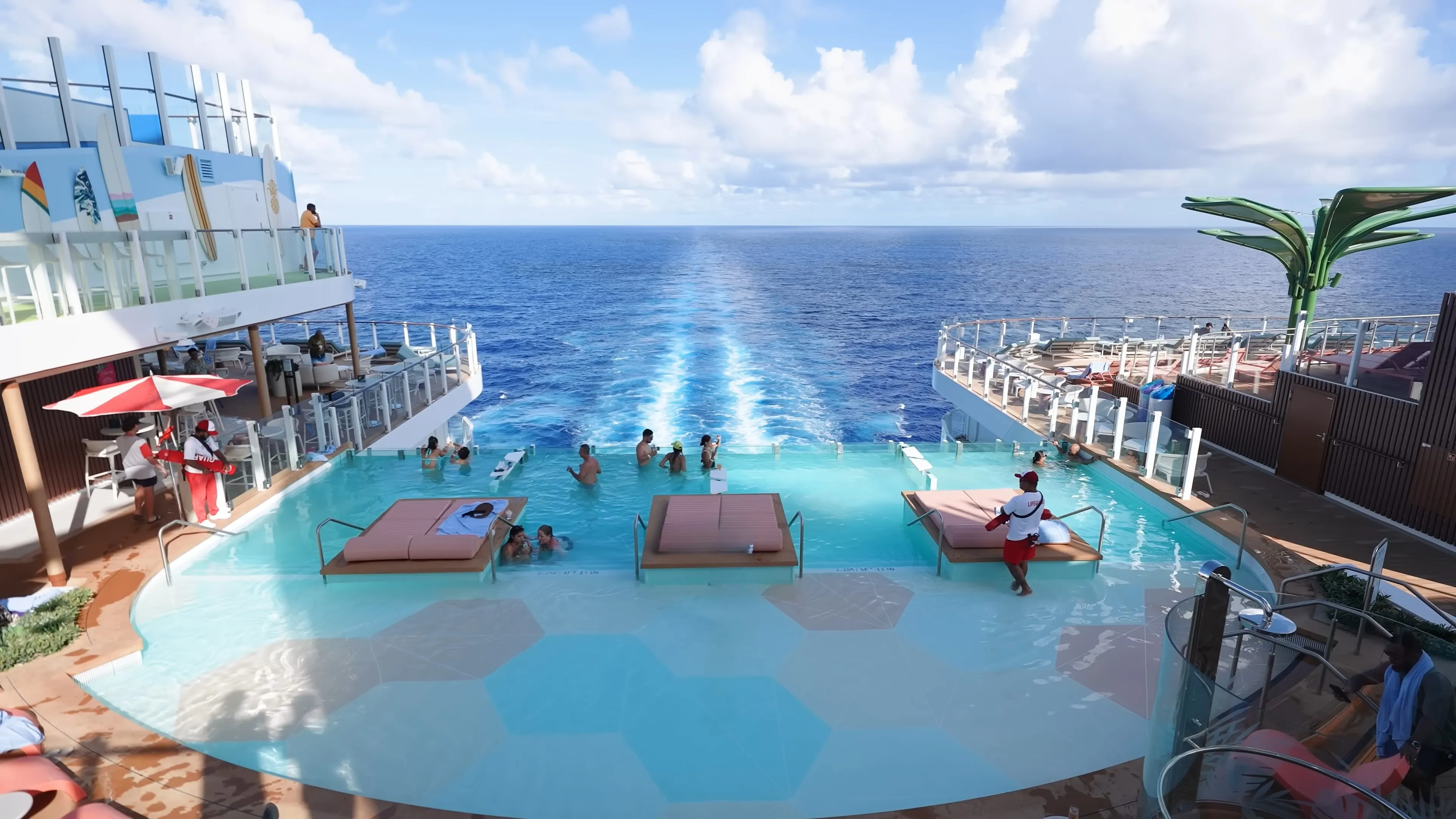 Секреты Star of the Seas: как устроено путешествие на самом большом лайнере